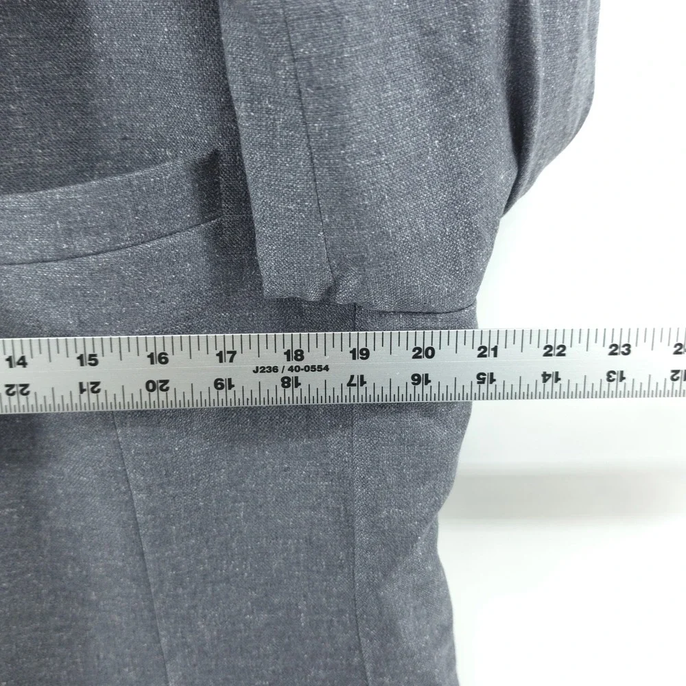 Jos A Bank Mens Blazer 100% Silk Grey Textured 42R Signature Collection 2-Button